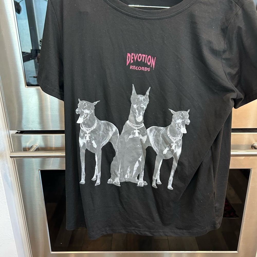 SHEIN Black Tee Devotion Records, size L, GUC